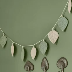 LOBERON Accessoires-Wimpelgirlande Glimmerleaf